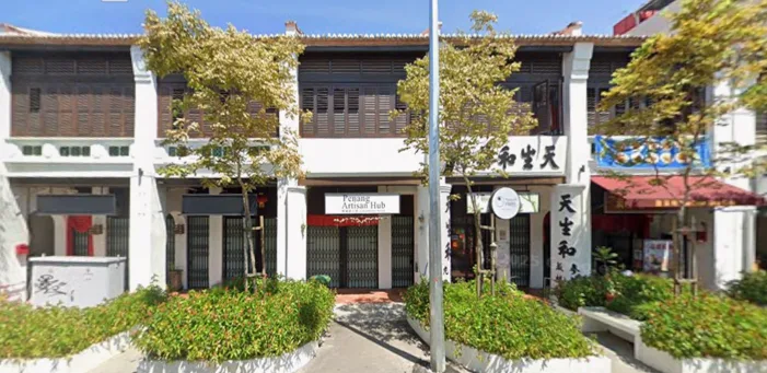 11. BANGUNAN KEDAI MAJLIS
