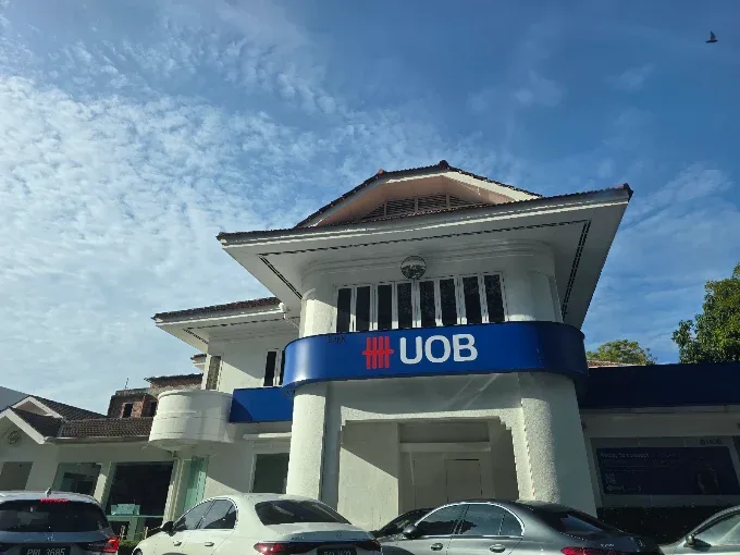 24. UOB BANK
